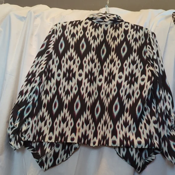 Charlotte Russe NWOT Size XL Black White Open Front Drape Blazer Jacket NWOT - Picture 4 of 16